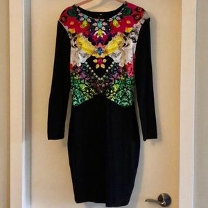 🎁 H&M dress with cut out back